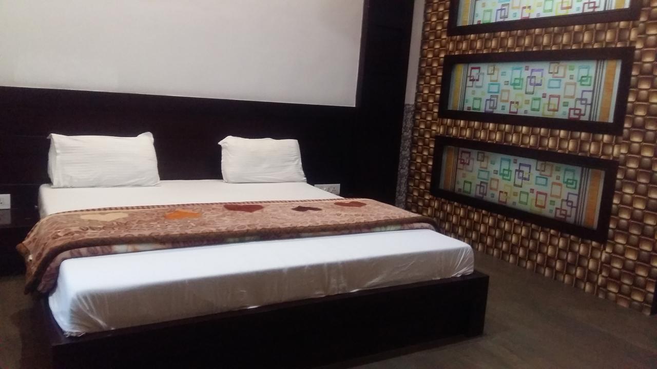 Hotel D2M Mansa ห้อง รูปภาพ